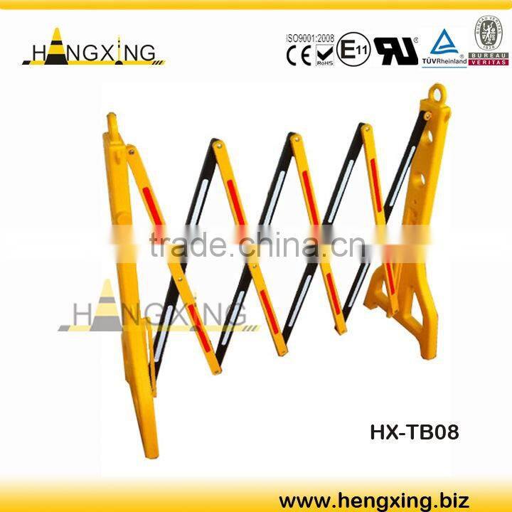 TB08 Plastic Folding traffic Barrier