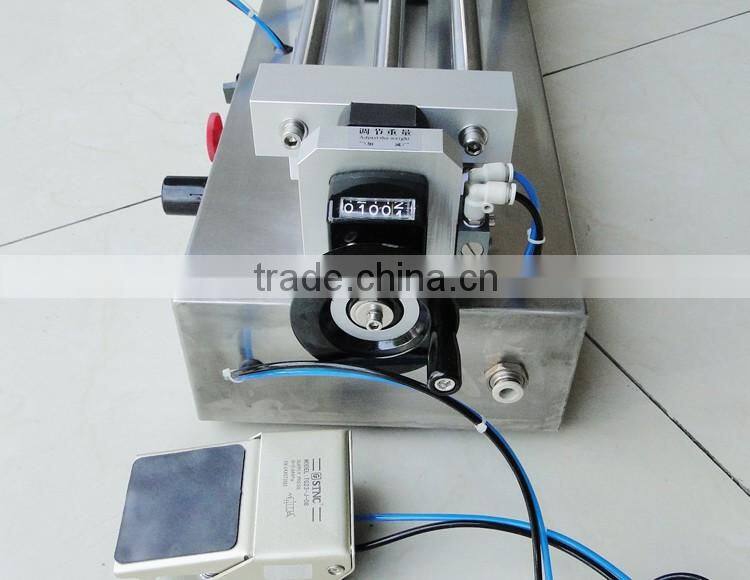Horizontal type small scale fruit juice filling machine