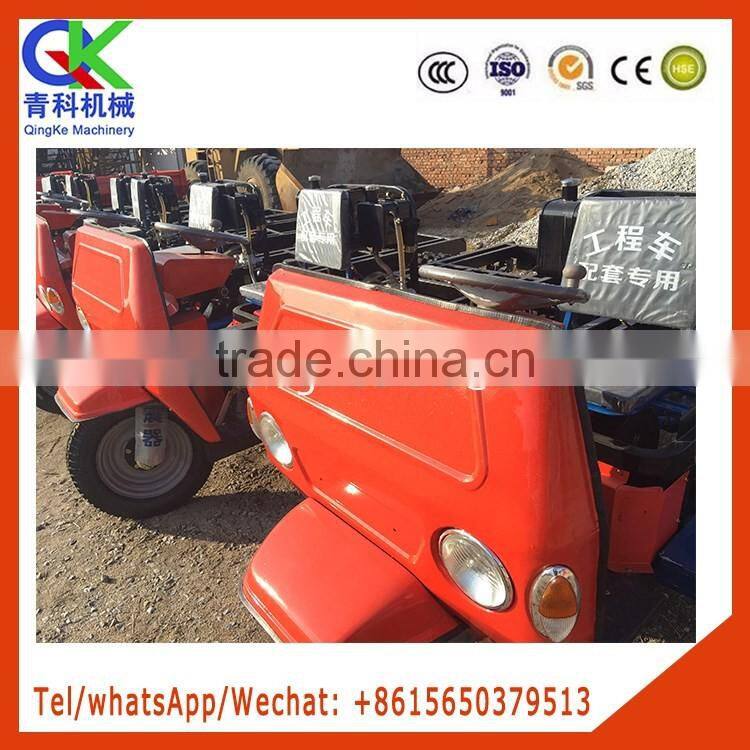 Weighted double beam engineering three-wheeler together with hydraulic jacking