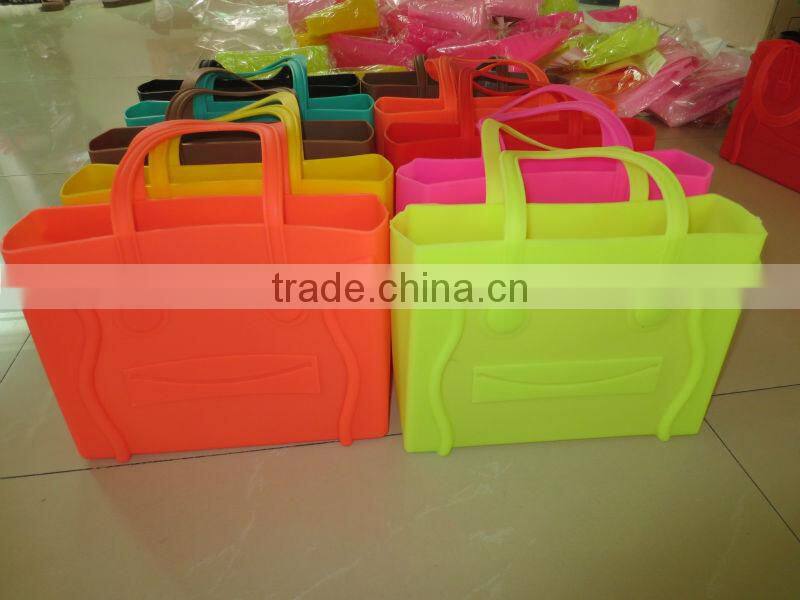 Fashione Eco-friendly hello kitty silicone coin purse