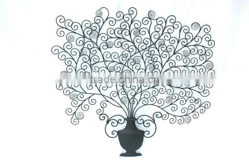Metal tree wall decor