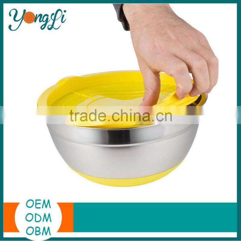 Set of 5 Stainles Steel Mixing Bowls With Lids Non Slip Bottom