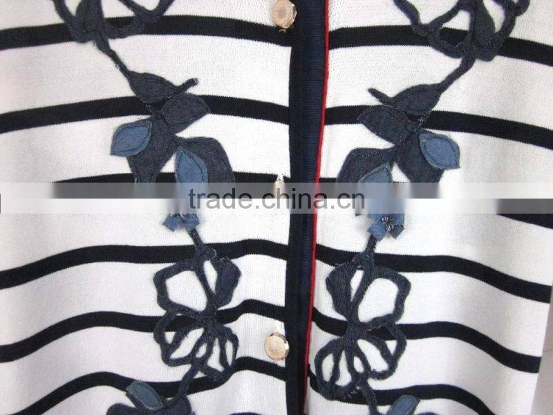 2016 black and white stripe with embroidery lady sweater