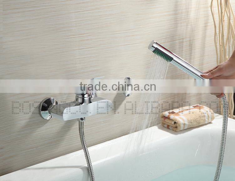 Indoor And Outdoor Bathroom Common Use Polished Wall Mounted Tap