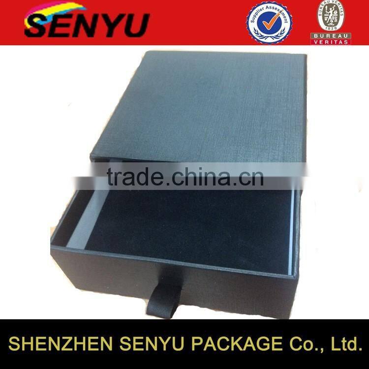 Custom Made White Rigid Cardboard Hat Box