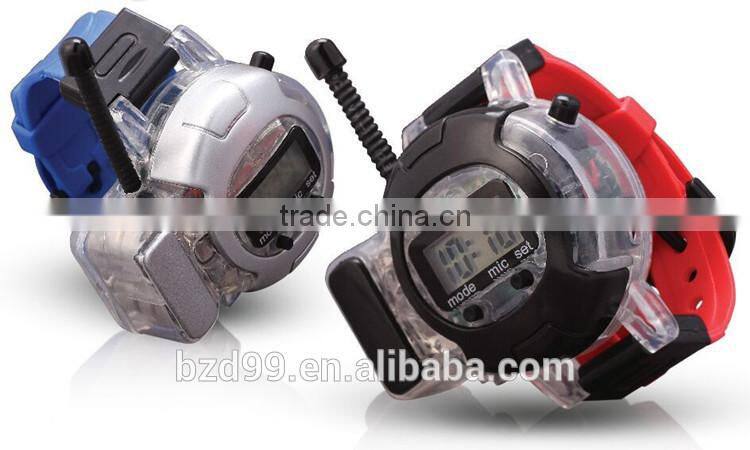 One to Many Wrist Style Wireless Talking Watches for Kids with Earphone /Best Interphone Watch Gift for Kids/ OEM Manufacturer