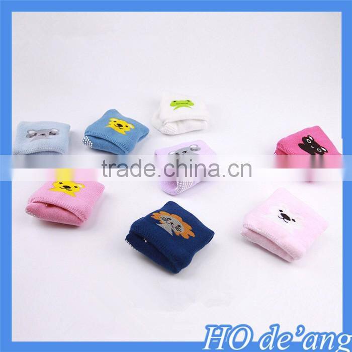 Hogift cartoon baby warm autumn and winter cotton socks dispensing non-slip socks terry baby socks MHo-207