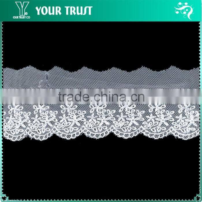 Width 6.0 Centimeter Wavy Flower Mesh White Polyester Trimming Lace