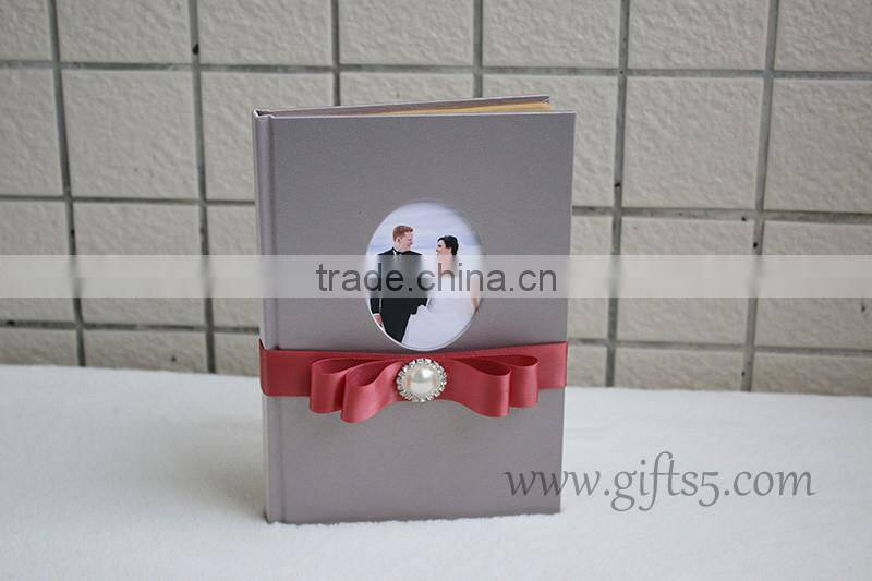 Great Wedding Guest Book Idea wedding decoration