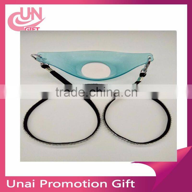 High Quality Free sample Wine Lanyard Glass Holder Rhinestone Neck and rubber Wine Yoke