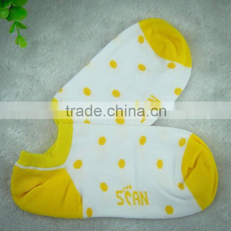 Factory Custom High quality cute children ankle socks, yellow color drop