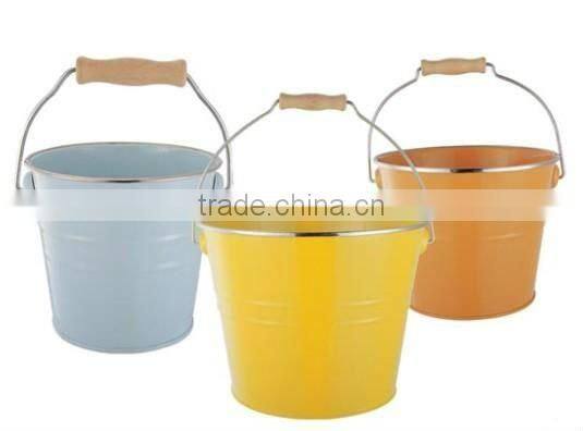 Handle Storage water bucket