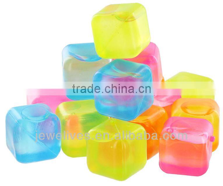 Whisky Ice Cube recyclable Plastic Chilling/Cooling Ice Cube