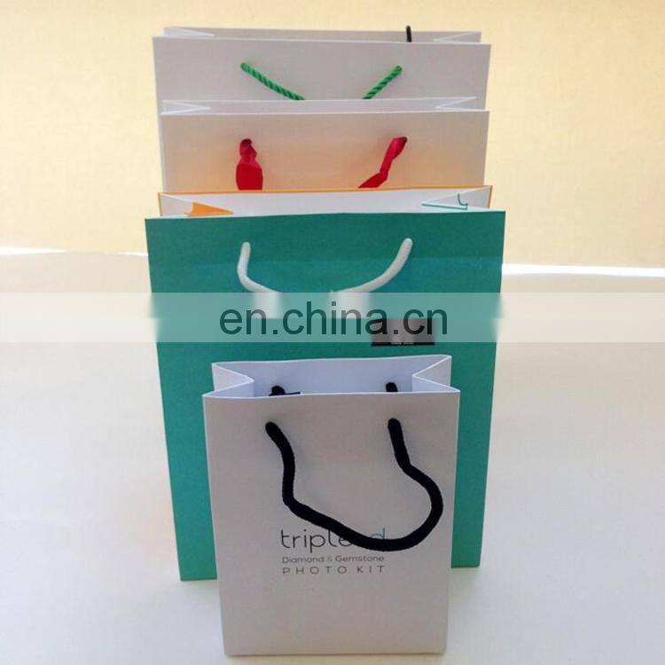 Customized cheaper price Factory Custom Logo paper Shopping Packing Bag with Handle Jewelry Clothes Cosmetic Packaging Printing