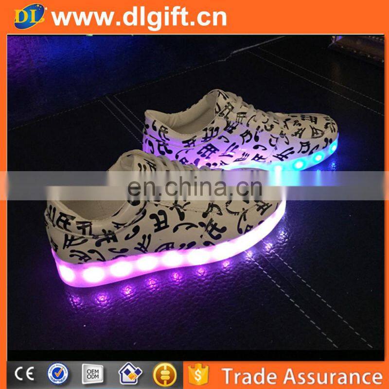 Night event popular customized led light rechargable reflective shoes