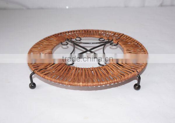 Handmade Kitchen Wicker & Wire Trivet