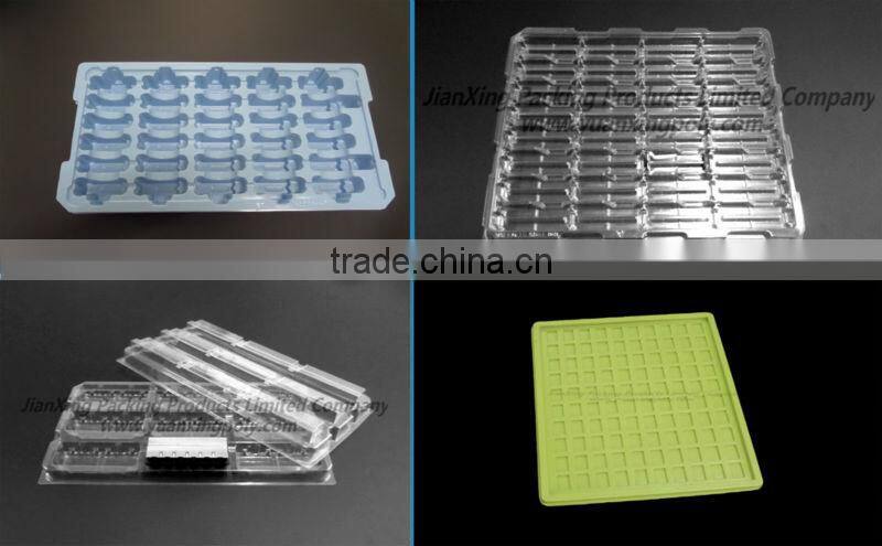 clear plastic rectangular tray