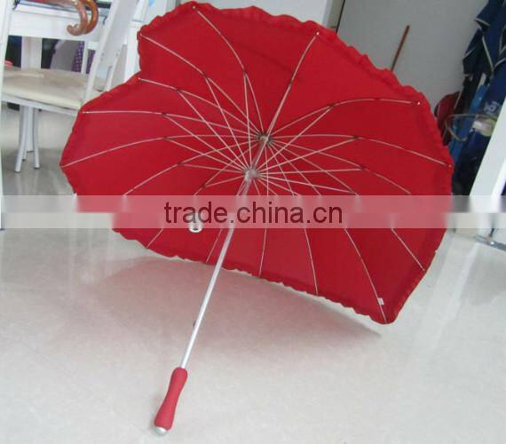 promotion and wholesales heart shaped umbrella with red pongee fabric umbrella cover and strong frame
