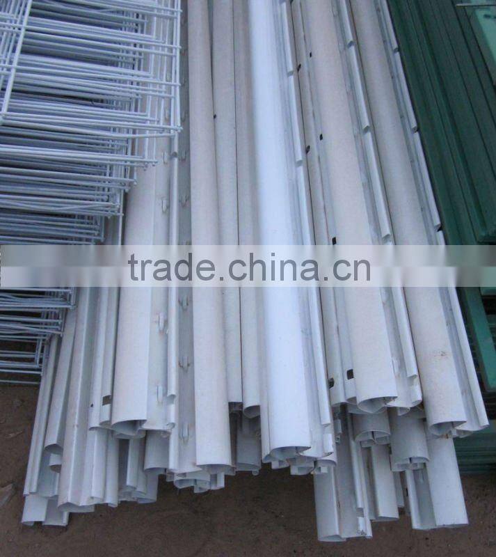 Peach post for fence