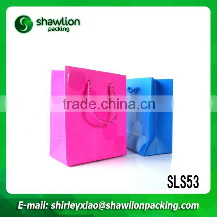 Promotional matt laminate bag made of kraft paper with handles