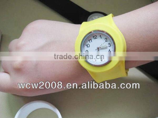 Japan mov't slap strap on watch