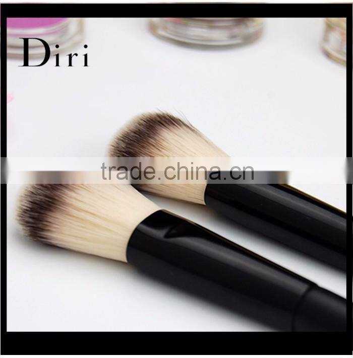 Wholesale price fashion foundation makeup brush