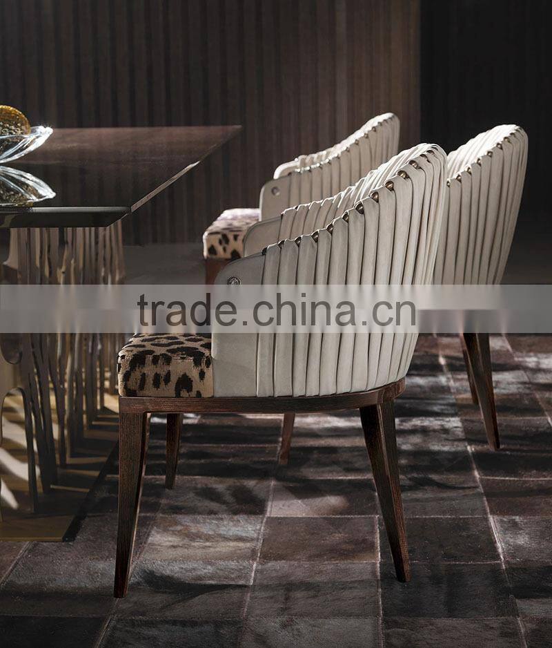 Italy Modern Folded Leopard Fabric Dining Chair/ Fantastic High Quality Wooden Side Chair/ New Design Dining Room Furniture