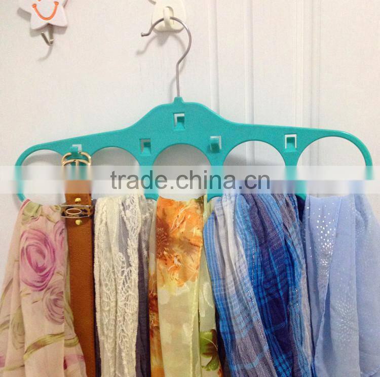 High Quality Eco-friendly 5-hole Ring Rope Slots Holder Hook Scarf Wraps Shawl Storage Hanger
