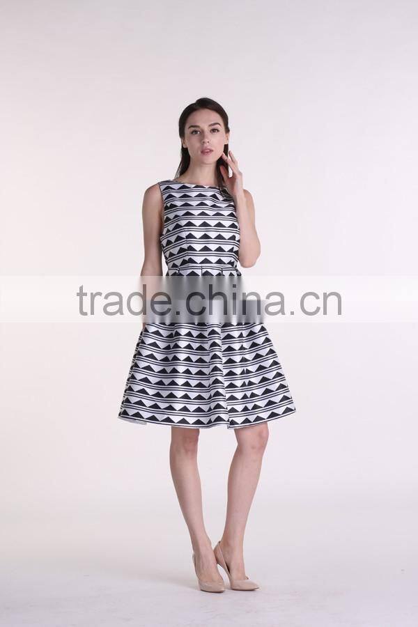 New design sleeveless fancy print puffy prom dress