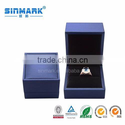 2016 Fashion custom design popular with jewelry boxes for women,leather jewelry boxes,bracelet display stand