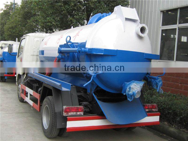Dongfeng 4000liter vacuum cleaning truck