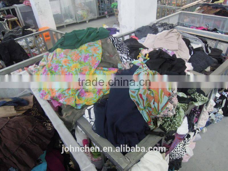 old clothes ,used clothing ,used clothing