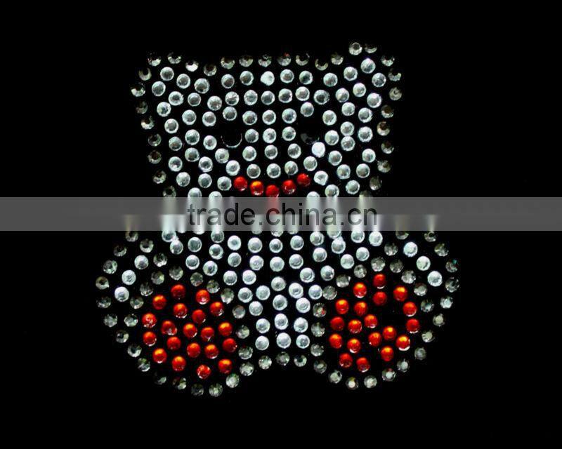 Lovely bear shape rhinestones t-shirt motif