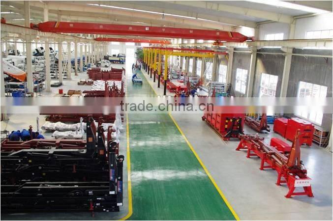 telescopic hydraulic hook lift for garbage container transfer