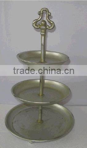 Beautiful wedding use 3 tier cupcake stand