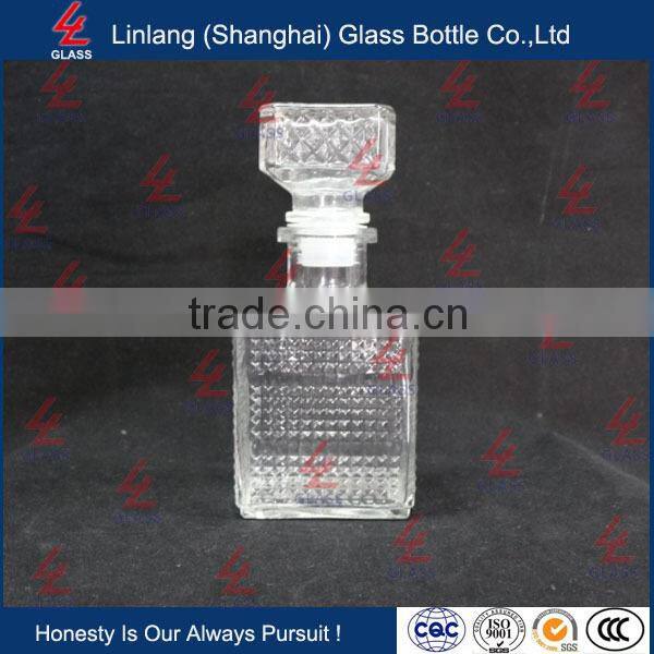 Wholesale Manufacturer Glass Bottle Hot Liquor Glass Bottle