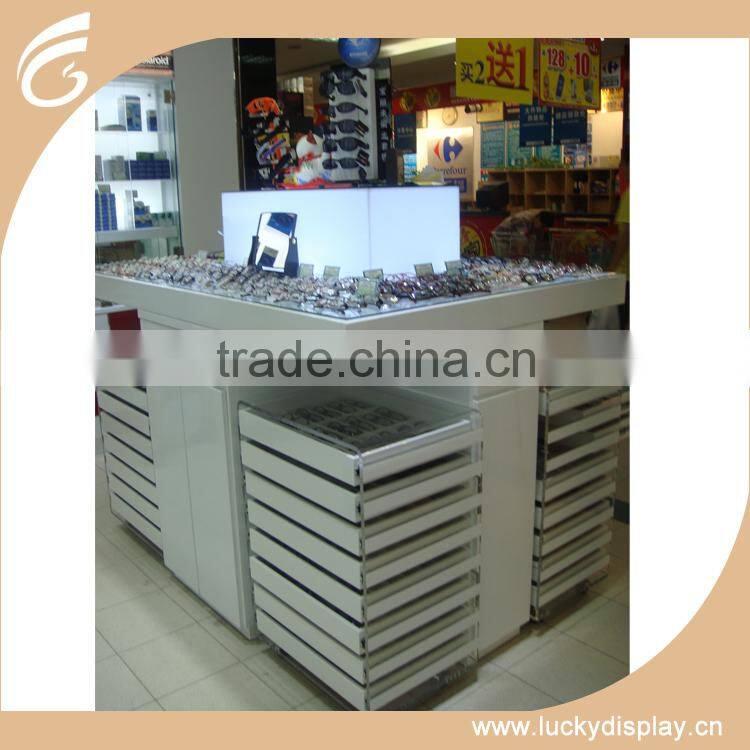 locking eyeglasses display case