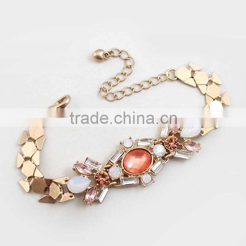 Wholesale fashion elegant diamond flower new gold bracelet designs