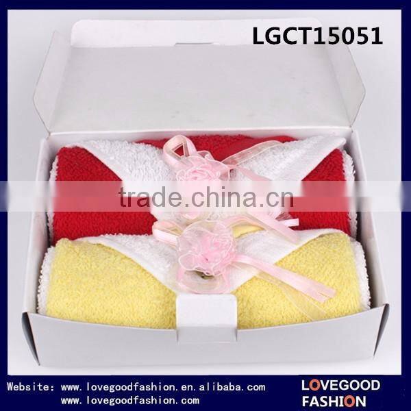 China Factory Wholesale White Box Cotton Swiss Rolls Cake Towels Set