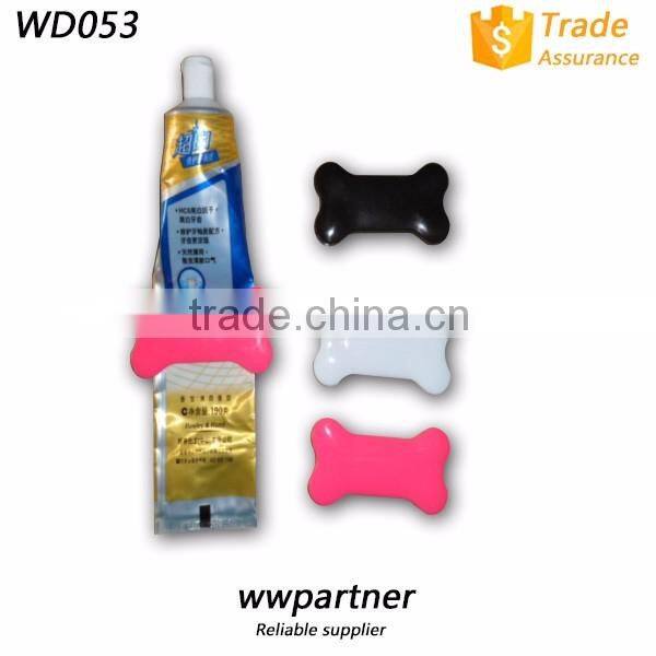 Custom Toothpaste squeezer Wholesale Kiss