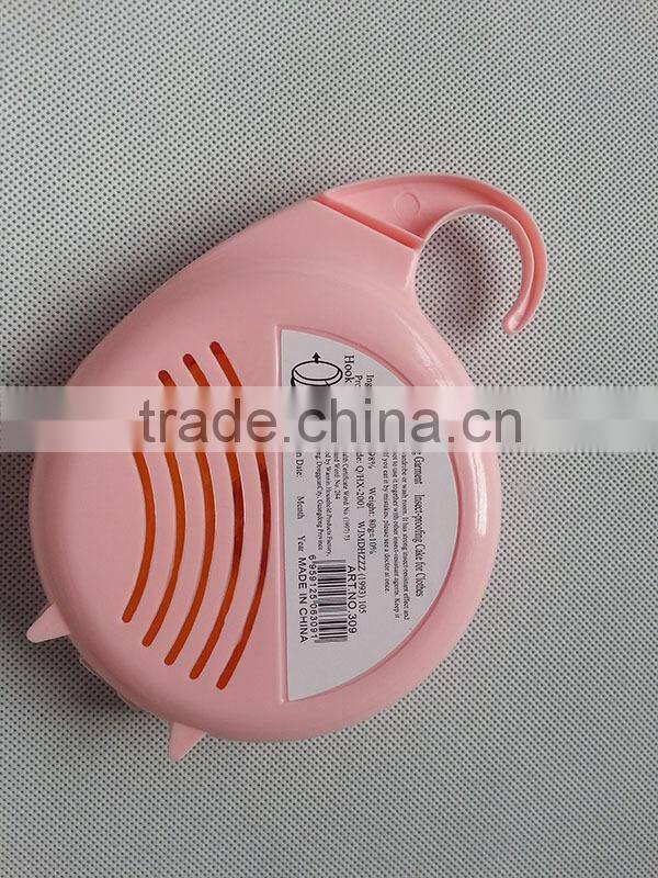 naphthalene moth balls