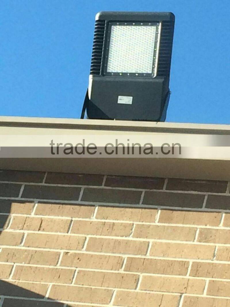 1000W Replacement FCC UL cUL DLC IP66 IK10 Photocell Shoebox Garage 265W LED Parking Lot Lighting