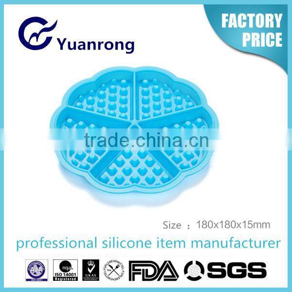 Eco-friendly Non-stick Home Bakeware Silicone Waffle Mould Cake Pan