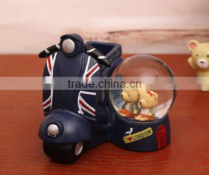 Resin motorcycle with couple bear cheap snow globes wholesale