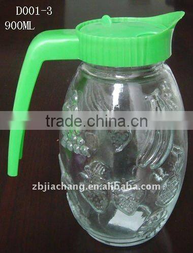 900ml glass pitcher with plastic lid D001-3