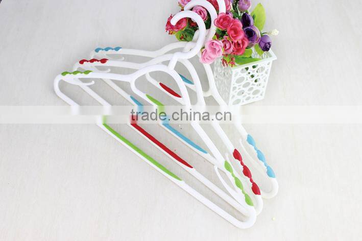 Eur Well Know Strong Plastic Clothes Hanger for Laundry