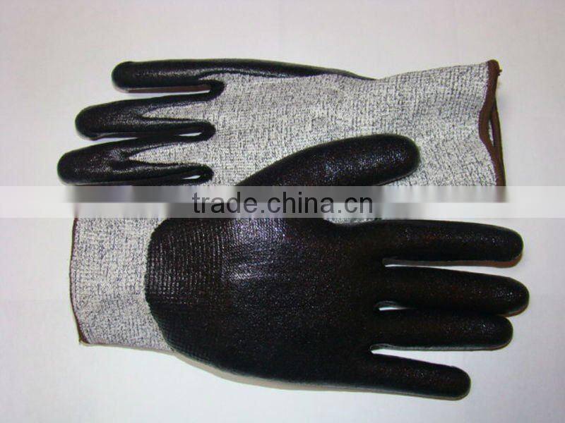 Polyethylene fiber nitrile coated glove cut level 3