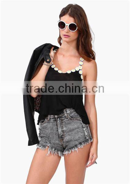 Black Daisy Embellished Lady Sleeveless Tank Top
