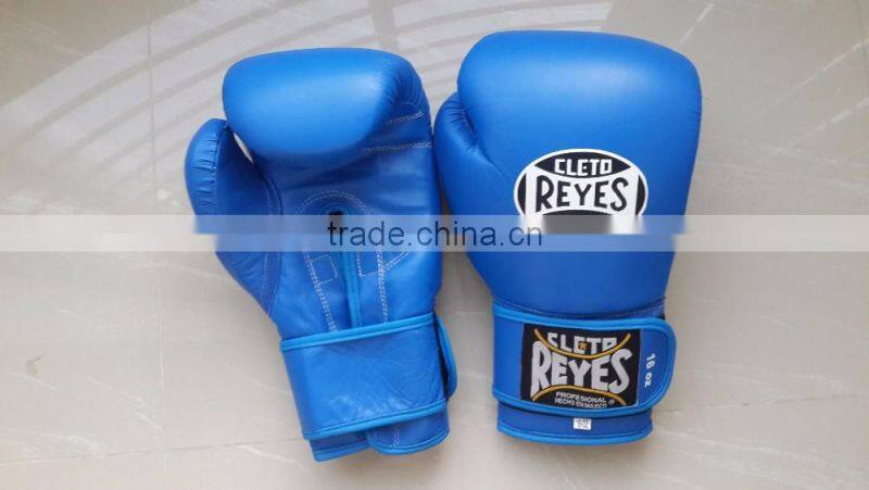Professional Boxing Gloves Injection mold foam padding