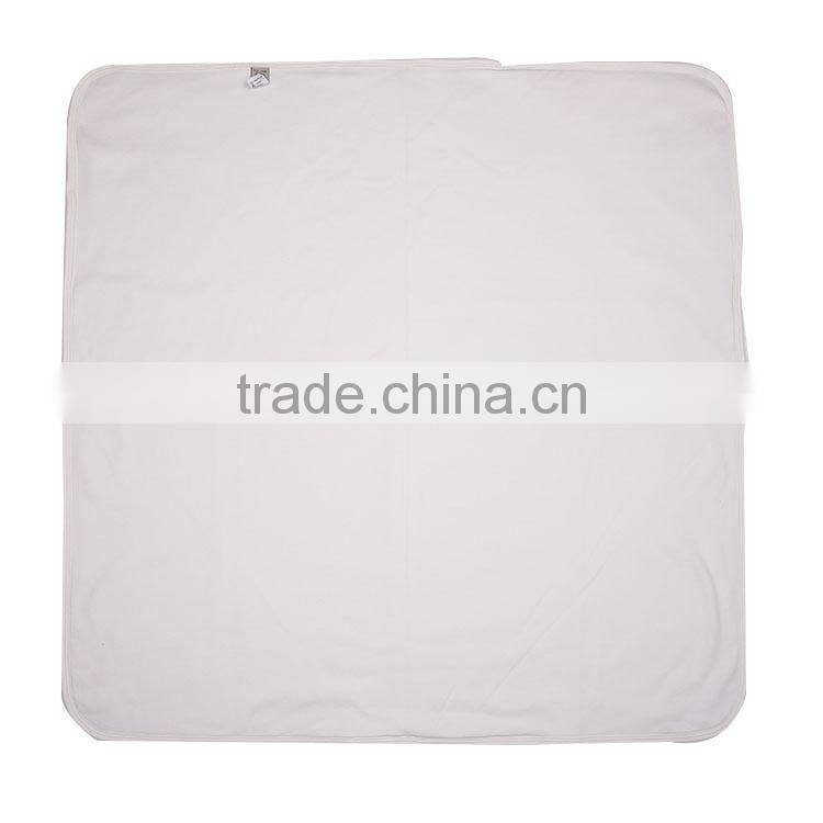 100% cotton weave and polyester 6~9 months newborn white baby patchwork quilt